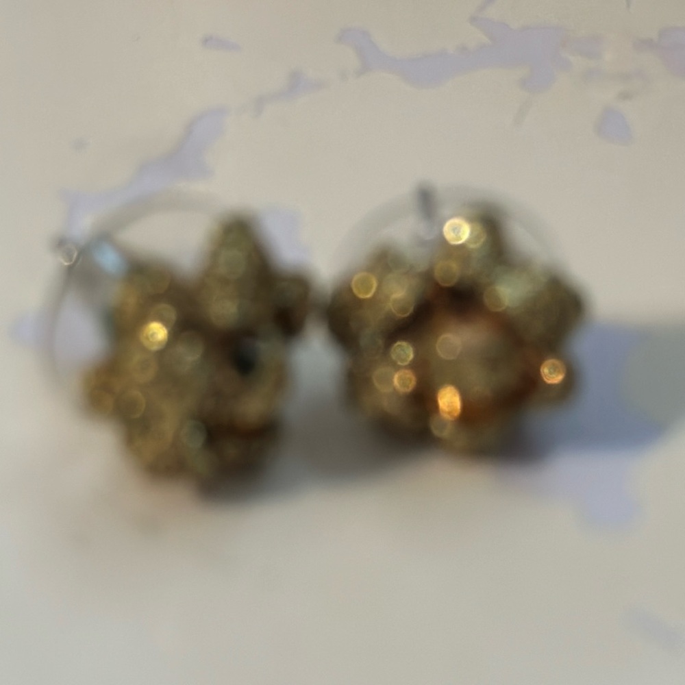 Betsy Johnson holiday gift bow stud earrings